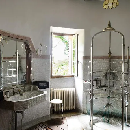 Casa de Campo Paray-le-fresil Chateau Sleeps 15 Pool Wifi Paray-le-Frésil