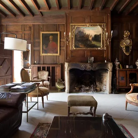 Casa de Campo Paray-le-fresil Chateau Sleeps 15 Pool Wifi Paray-le-Frésil
