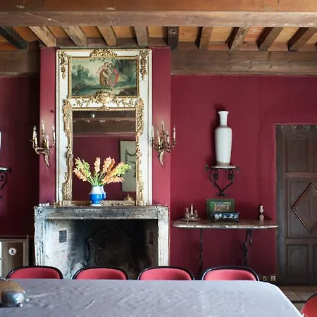 Casa de Campo Paray-le-fresil Chateau Sleeps 15 Pool Wifi Paray-le-Frésil